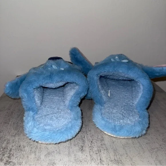 Stitch Slippers - Size 37-38 - Picture 3 of 6